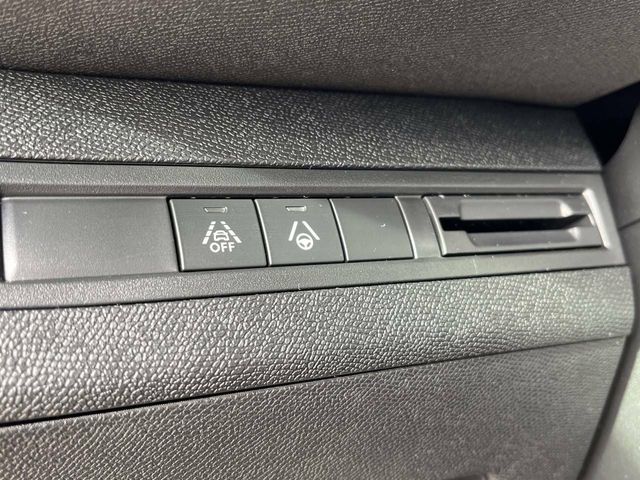 Peugeot 3008  1.5 BlueHDi 96kW S&S  EAT8 GT