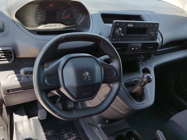 Peugeot Partner   Standard 600kg BlueHDi 73kW Pro