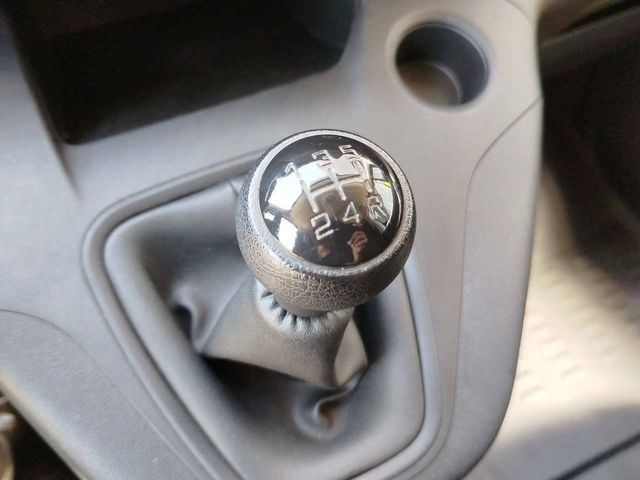 Peugeot Partner   Standard 600kg BlueHDi 73kW Pro