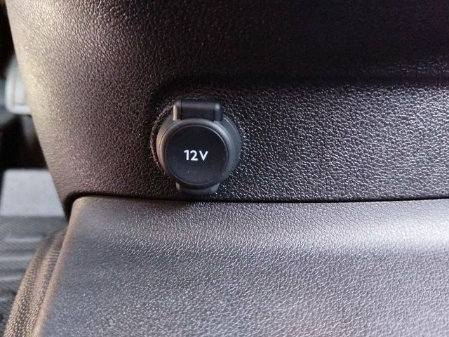 Peugeot Partner   Standard 600kg BlueHDi 73kW Pro