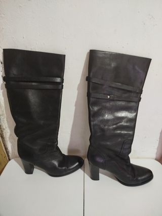 Botas altas cuero Massimo Dutti negras