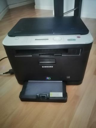 Toner- Impresora Samsung CLX-3185 Multifunción