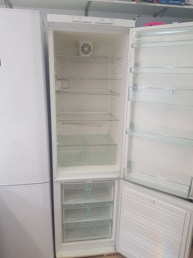Nevera Miele Blanca con Garantía y Transporte