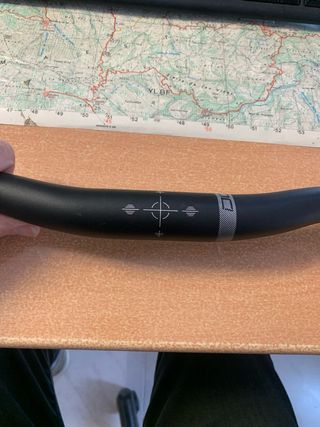 Manillar Aluminio MTB
medidas. 31,5. 30. 754 largo