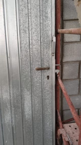 Portón Metálico 2.90 x 2.97