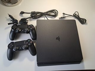 PlayStation 4 Slim 1TB Negra