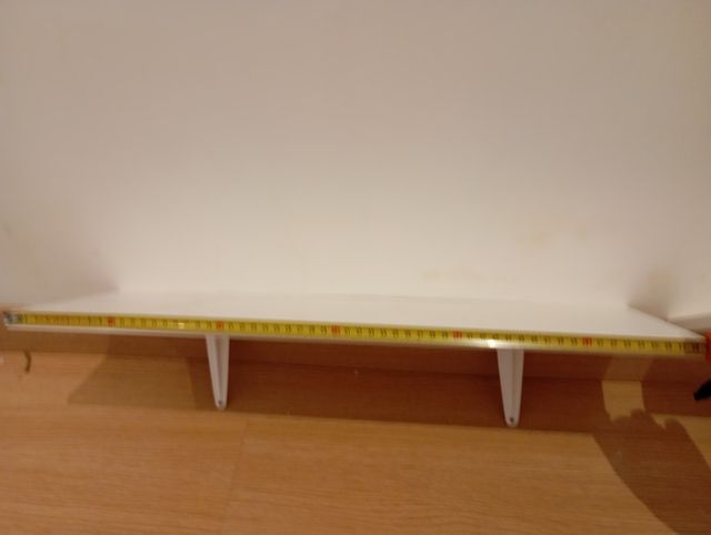 Baldas blancas de madera