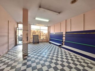 Local comercial en alquiler en El Llano en Gijón