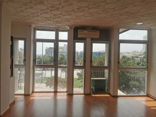 Oficina en alquiler en Santa Catalina - Canteras en Palmas de Gran Canaria(Las)