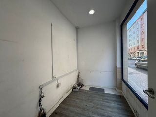 Local comercial en alquiler en Ceares en Gijón