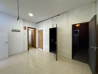 Local comercial en alquiler en Ceares en Gijón