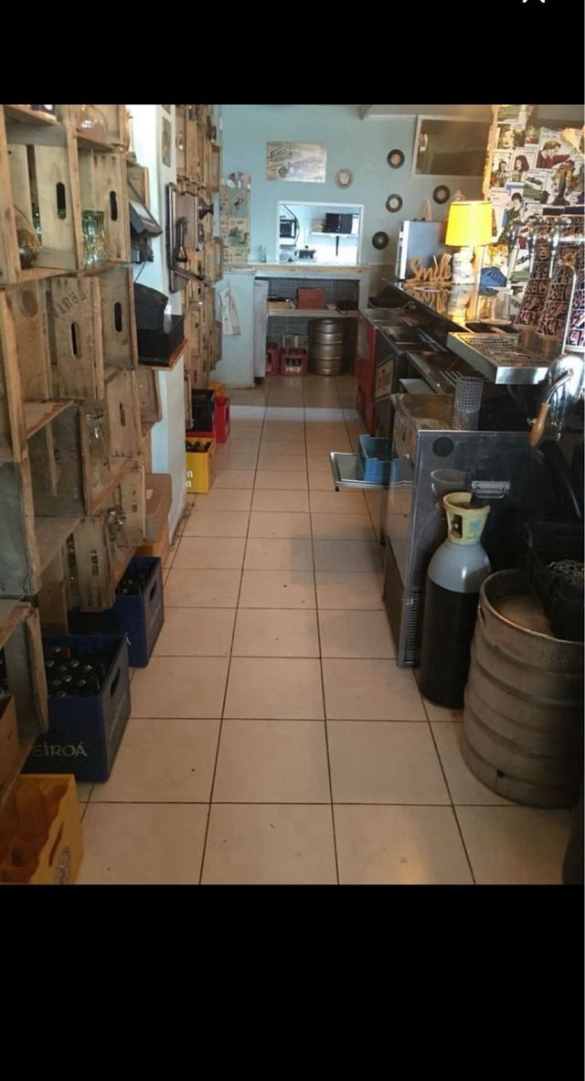 Alquiler con Traspaso Restaurante Tienda-Cafetería