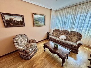 Piso en venta en Santo Domingo en Oviedo