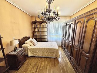 Piso en venta en Santo Domingo en Oviedo