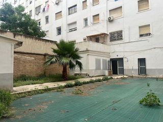 Local comercial en venta en La Vega Baixa en Valencia