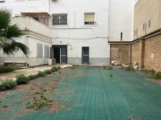 Local comercial en venta en La Vega Baixa en Valencia