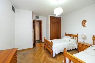 Piso en venta en Pajaritos - Plaza de Toros en Granada