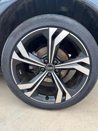 Llanta Audi Q3 F3 R20 83A601025AC