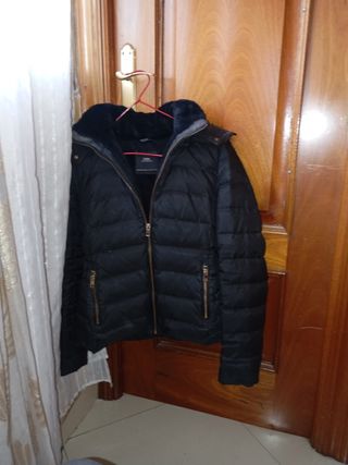 Chaqueta Zara Negra Plumas Talla S