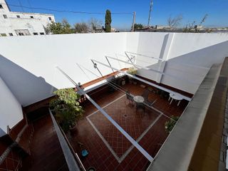 Casa adosada en alquiler en Lebrija
