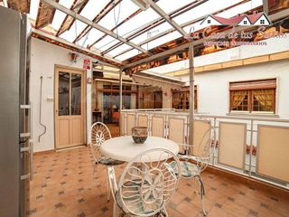 Chalet en venta en Petrer