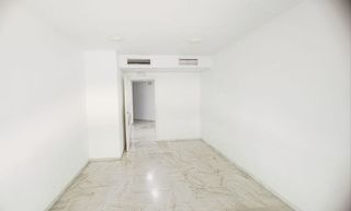 Oficina en alquiler en La Buhaira en Sevilla
