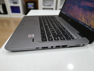Notebook HP i7   Pro 32 GB RAM- SSD con 14" nuovo