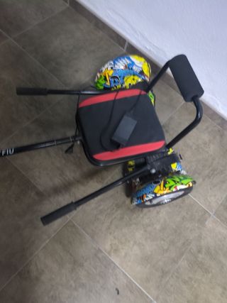 Hoverboard Fitfiu con Asiento
