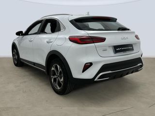 Kia XCeed 1.6 MHEV iMT Concept 100 kW (136 CV)