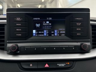 Kia XCeed 1.6 MHEV iMT Concept 100 kW (136 CV)