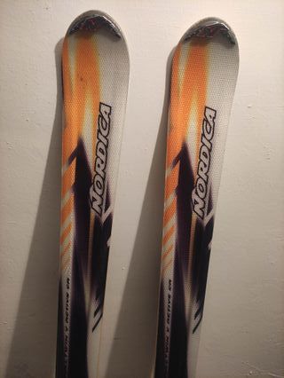 Esquís Nordica Alta Gama