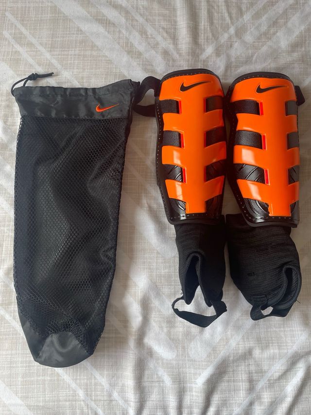 Espinilleras Nike fútbol