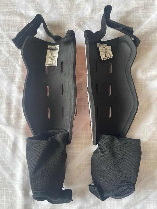 Espinilleras Nike fútbol