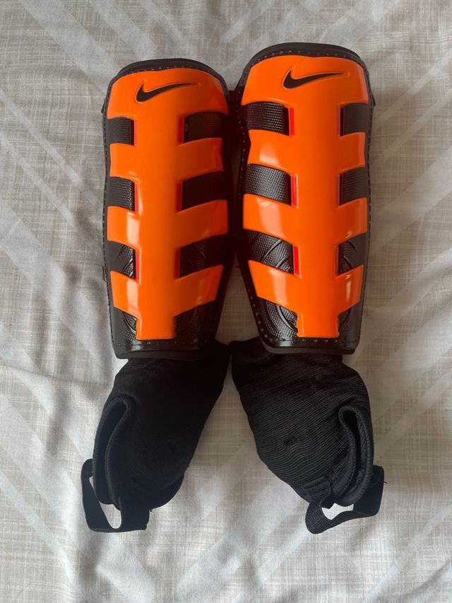 Espinilleras Nike fútbol