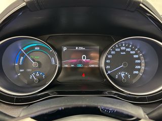 Kia XCeed 1.6 GDi PHEV eDrive 104 kW (141 CV)