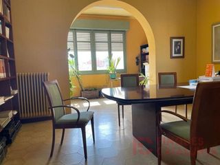 Oficina en venta en Eixample Nord – La Devesa en Girona