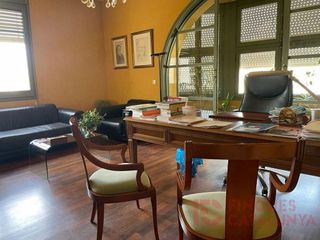 Oficina en venta en Eixample Nord – La Devesa en Girona