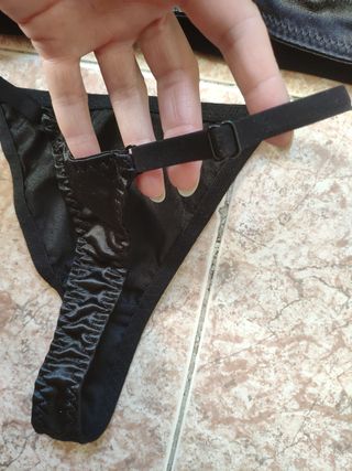 Conjunto lencería negro satinado