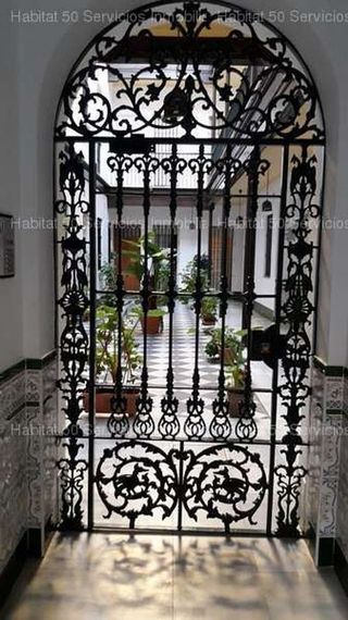 Oficina en alquiler en San Gil en Sevilla