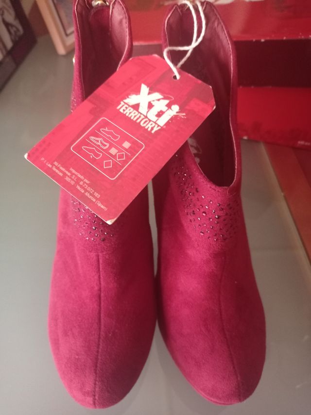Botines Burdeos Xti Talla 37.
