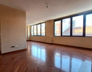 Piso en venta en Zona Teatro Campoamor en Oviedo