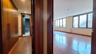 Piso en venta en Zona Teatro Campoamor en Oviedo