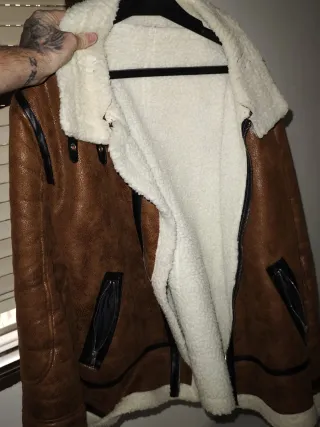 Chaqueta de hombre y chaqueta de mujer