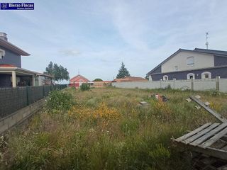 Terreno en venta en Villaquilambre