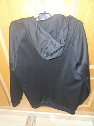 Conjunto chándal McKenzie Talla  13 a 15 años