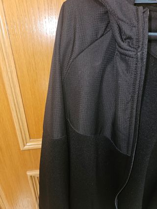 Conjunto chándal McKenzie Talla  13 a 15 años