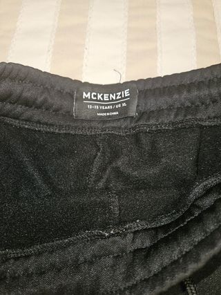 Conjunto chándal McKenzie Talla  13 a 15 años