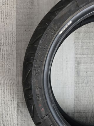 Neumático 110/70-13
Michelin usado