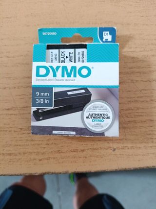 Etiquetas DYMO D1 Negro/Blanco de varios tamaños