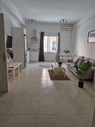 Estudio en alquiler en Perchel Norte - La Trinidad en Málaga
